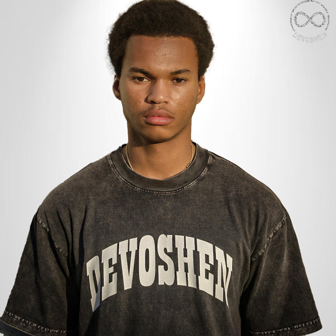Devoshen Mineral Wash Black Tee